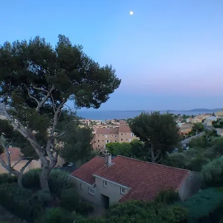 Exceptionnel, Duplex De Charme Vue Mer, Carqueiranne, Lesclesdenicole Apartment *